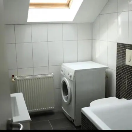 Le Wolf - 1 Chambre Dans Un T3 - 5Mn Tram Du Centre Ville - 15Mn Tram Gare Tgv Mulhouse - Wifi - Parking Exterior foto