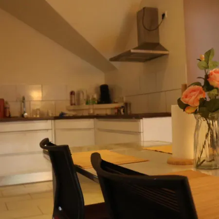 Le Wolf - 1 Chambre Dans Un T3 - 5Mn Tram Du Centre Ville - 15Mn Tram Gare Tgv Mulhouse - Wifi - Parking Exterior foto